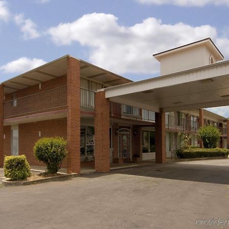 Americas Best Value Inn 瑟西 外观 照片